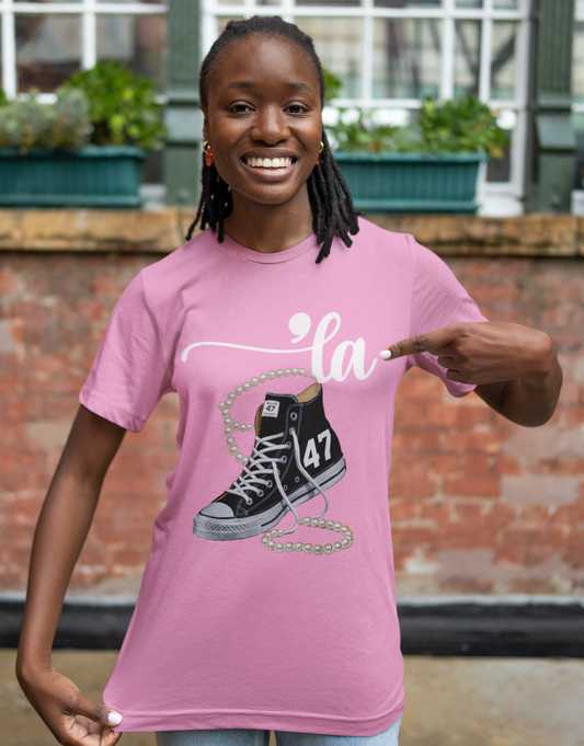 'La Sneakers and Pearls T-shirt